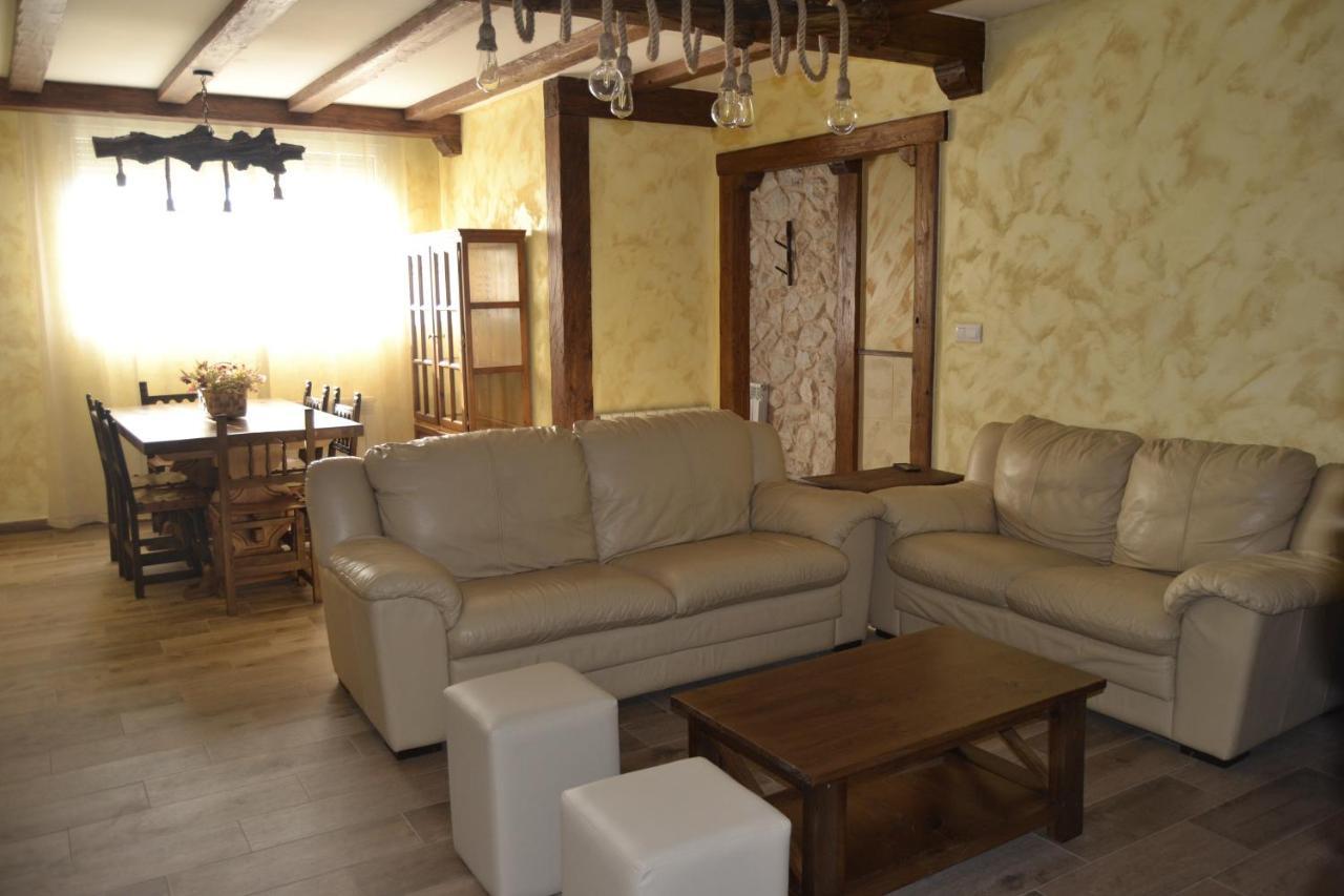 El Capricho De Los Carrascos Juarros de Voltoya Buitenkant foto