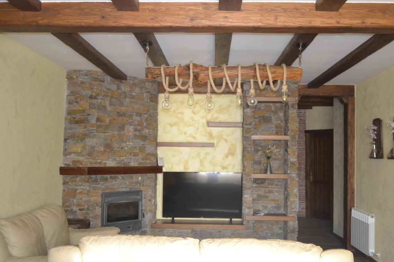 El Capricho De Los Carrascos Juarros de Voltoya Buitenkant foto